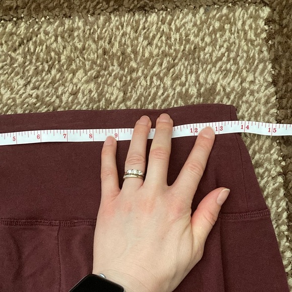 Aerie Purple Leggings with Wide Waistband and Snug Fit - Picture 6 of 10